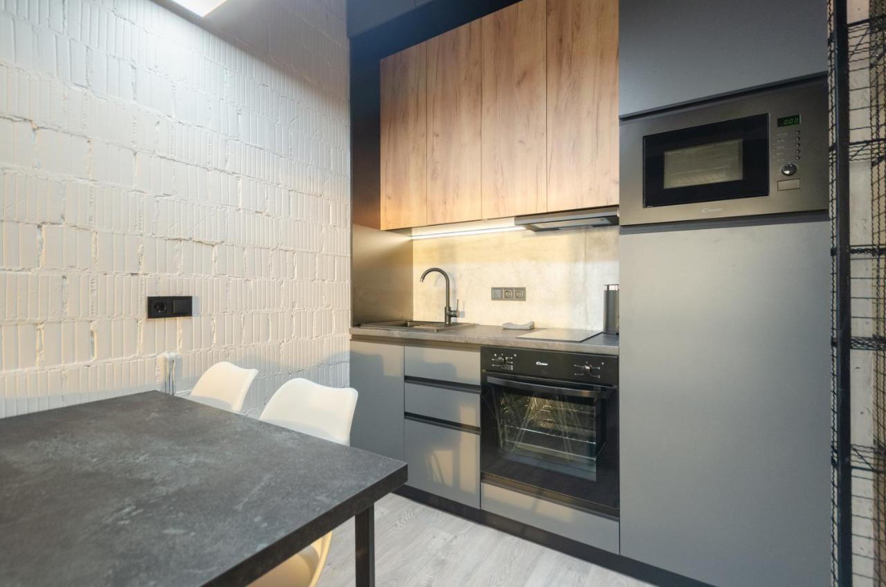 Petrovdom 12-131B Apartments In Rc "Yaroslaviv Grad"Bulvarno Kudriavska 17B Kiev Dış mekan fotoğraf